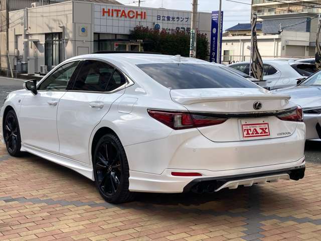 内装の状態や装飾品の可動も確認します！ネット上では分からない臭いや汚れも率直にお答えしますので、お気軽にお問い合わせ下さい！お客様へ心よりおすすめできる、納得頂ける車両のみ取り扱っております！！