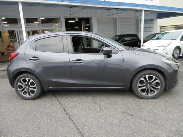 鈑金・整備も専用工場を完備しています♪アフターフォローもご安心ください！