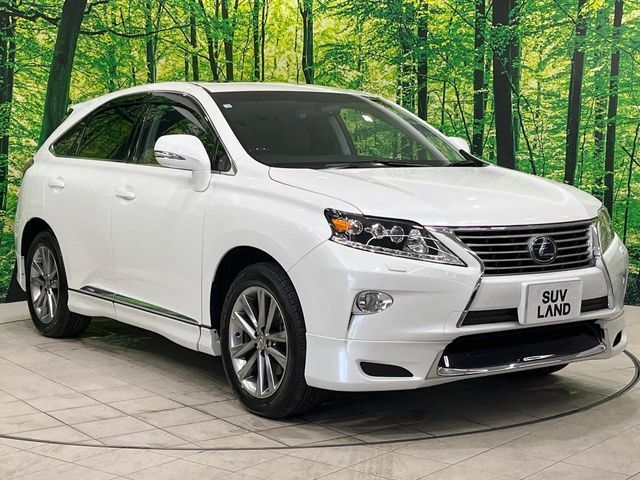 大好評のボディコーティング「弾スプラッシュコート」もご納車までに施工可能。通常のガラスコートと異なる、耐久年数6年の無機質ガラスコーティングが、ボディをキレイな状態に保ってくれます。