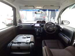 【他在庫車両あり】掲載しきれていないお車も店頭にてご用意がございます。中古車をご検討中のお客様、是非一度ぶぅぶぅ大阪までご来店くださいませ。立体駐車場保管なので雨の日でも安心して見学していただけます♪