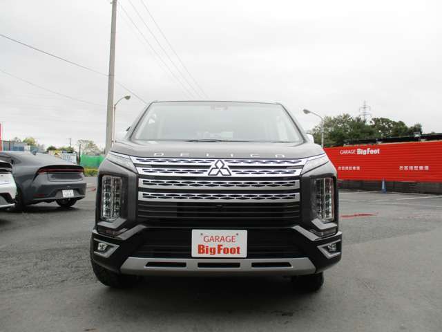 ＜ディーゼルターボ＞＜純正10.1型ナビTV＞＜純正後席モニター＞　フルセグ　ETC　両側Pスライド＆Pバックドア　パノラマビューカメラ　社外16アルミ＆TOYOタイヤ　シートH　純正LEDライト