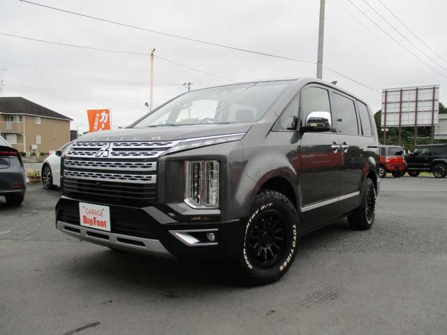 当社では、24ヶ月法定点検と同様のメンテナンスを行い、更に54項目における内外装備品など点検チェックのメンテナンスを行い安心のカーライフを多くのユーザー様に提供しております。