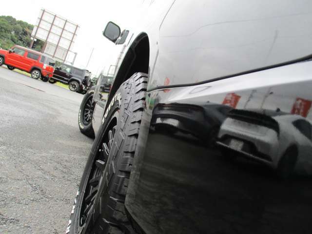 オートローンは金利3.9％～、最長120回までご利用いただけます。店頭にご来店いただかなくてもローンシミュレーションから仮審査まで可能ですので遠方のお客様もお気軽にご相談ください。