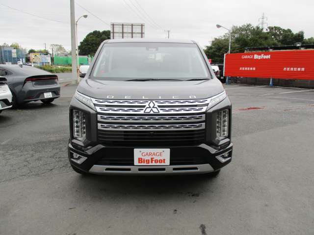 無料保証の他にも走行距離無制限、300項目以上の保証範囲にロードサービスも付帯する365日24時間対応の有償保証も承っております。最長3年まで加入できますので詳しくはスタッフまでお問い合わせください。