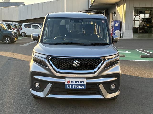 デュアルカメラブレーキサポートや横滑り防止装置、車線逸脱警報機能などのサポート装備も充実♪