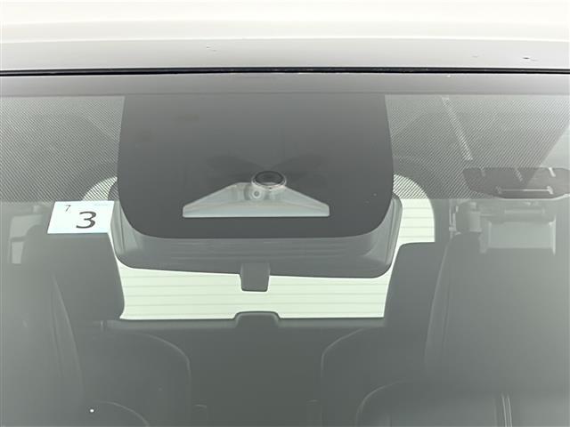 【Toyota Safety Sense（第2世代）】トヨタのさまざまな安全装備が搭載されており、万一の事故の危険回避をサポートします！◆搭載機能例：PCS/LDA/RSA/AHB/発進遅れ告知