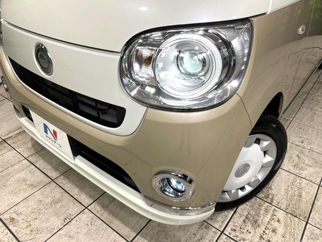 【LEDヘッドライト】悪天候や夜間走行時も良好な視界を確保し安心して運転できる高輝度LEDヘッドライトを装備！点灯速度が早く、消費電力も抑えられています。