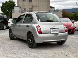 総額表示は店頭納車の総額になります。県外の方には別途登録・陸送費が必要です。