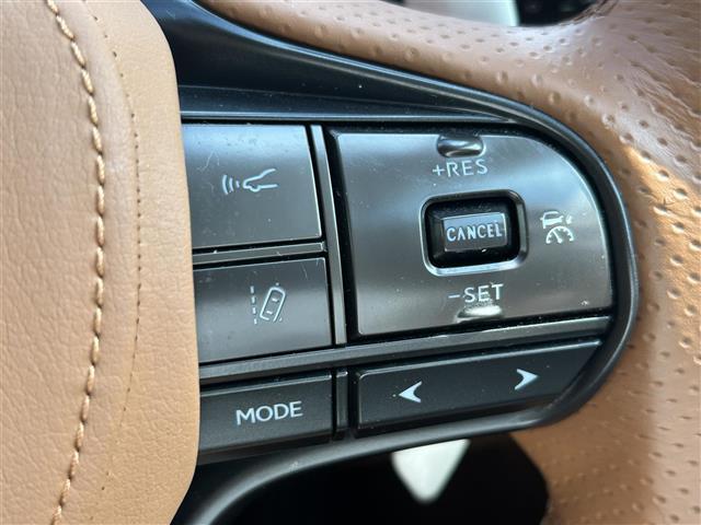 【運転席操作部】快適なドライブを楽しむための機能が装備されています！運転席から触れるので、使いやすいです！除菌プランいれていただくと、さらに清潔で安心していただけます！