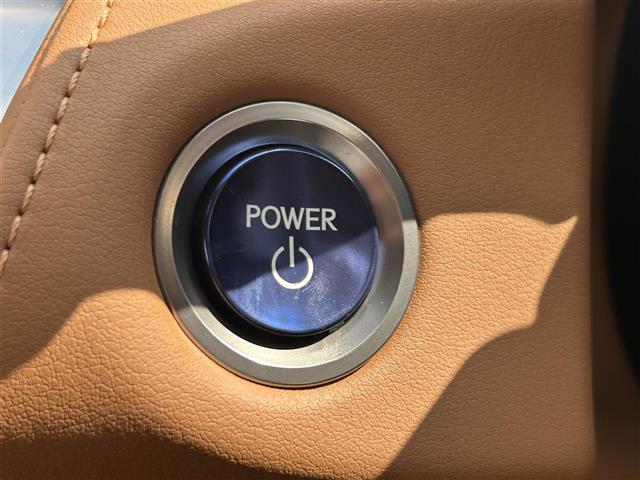 【運転席操作部】快適なドライブを楽しむための機能が装備されています！運転席から触れるので、使いやすいです！除菌プランいれていただくと、さらに清潔で安心していただけます！