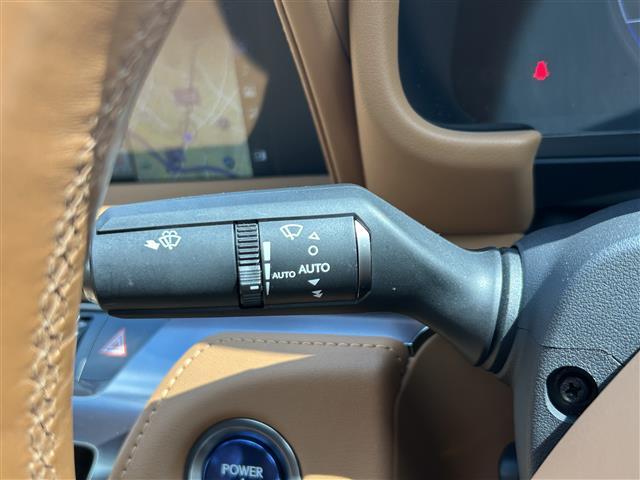 【運転席操作部】快適なドライブを楽しむための機能が装備されています！運転席から触れるので、使いやすいです！除菌プランいれていただくと、さらに清潔で安心していただけます！