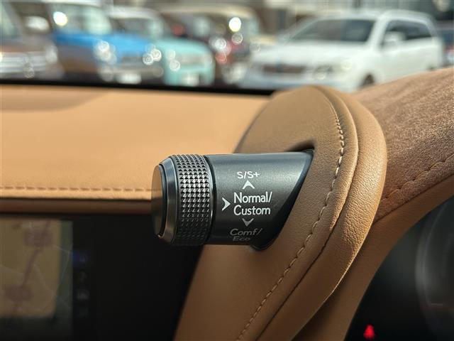 【運転席操作部】快適なドライブを楽しむための機能が装備されています！運転席から触れるので、使いやすいです！除菌プランいれていただくと、さらに清潔で安心していただけます！