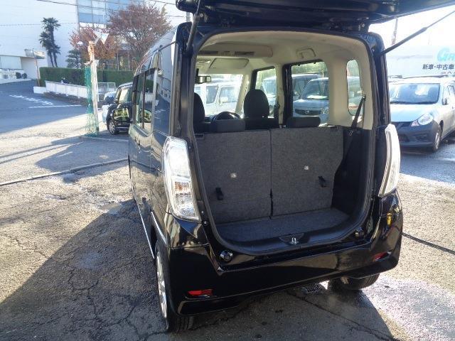 荷物が多くても安心、しっかりと収納出来るラゲッジ！