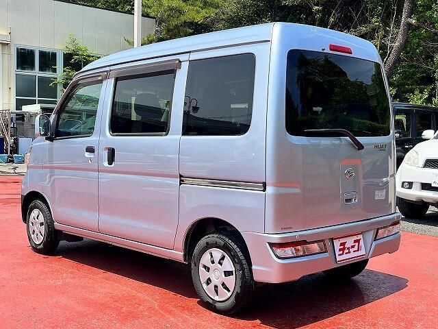 最長8年間の保証制度も充実しています！ 中古車にも新車と同じ補償内容を付帯可能！ ここまで出来るのは品質に自信があるからこそです！