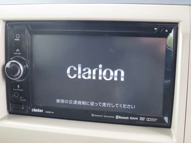 Clarionnナビ　NX514搭載されています。ワンセグTV、DVD、SD、BlueToothにも対応しています。