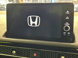【純正ナビ】人気の純正ナビを装備。オーディオ機能も充実しており、Bluetooth接続すればお持ちのスマホやMP3プレイヤーの音楽を再生可能！毎日の運転がさらに楽しくなります！！