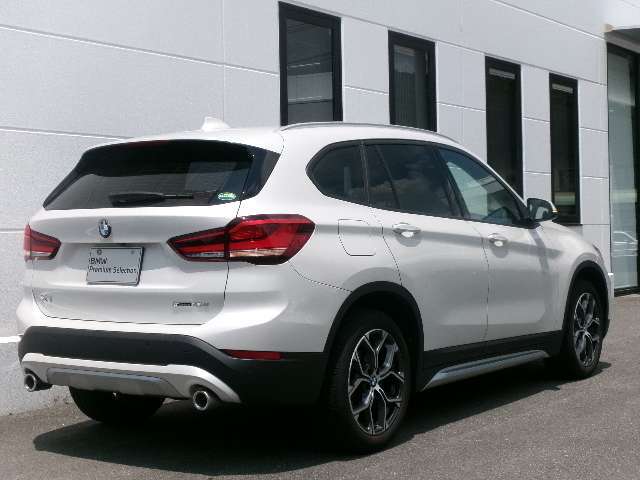 名鉄AUTOオリジナルコーティングMコートをはじめウインドフィルム施工、ドライブレコーダー取付、BMWパフォーマンスアクセサリーなど各種承ります。