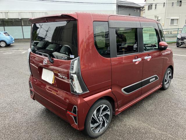 ご納車前には、法定12ヶ月点検相当の点検を実施いたします。プロの整備スタッフが点検をするので、安心して中古車にお乗りいただけます。
