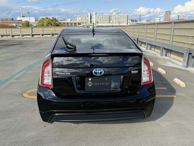 買取のプロが目利きした厳選車だけを掲載しておりますので安心してご購入ください。