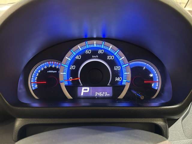 お近くの方はぜひご来店を♪　車検付のお車はご試乗も可能ですので装備や状態をしっかりとご確認頂けます。
