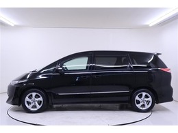 ボデーカラーは人気のブラックです