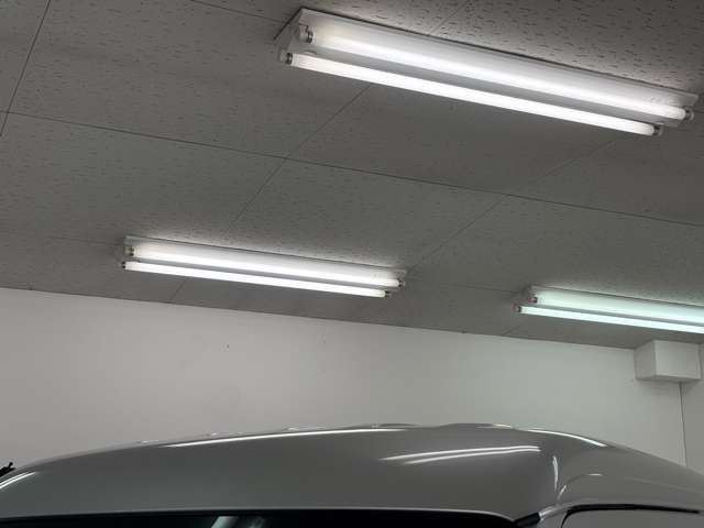 オートコムグループ、全国に展開中！車検専門店、板金専門店、アップガレージ等、トータルカーライフサポートをお約束します！