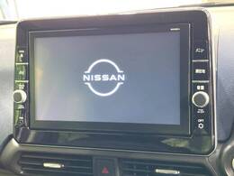 【純正9型ナビ】人気の純正ナビを装備しております。ナビの使いやすさはもちろん、オーディオ機能も充実！キャンプや旅行はもちろん、通勤や買い物など普段のドライブも楽しくなるはず♪