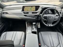 【インパネ全体】全方位で視界が広く、高い目線で運転もしやすいです！