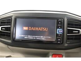 メモリーナビです！純正ナビは機能も見た目も良いですよ！