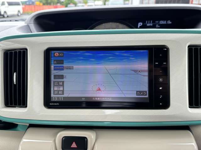 北海道から沖縄まで全国各地の納車実績あります！実車が確認できない方へも詳細な車両情報を電話やメールでお伝えします。別途有償になりますが、TAXプレミアム保証を取り扱っております。