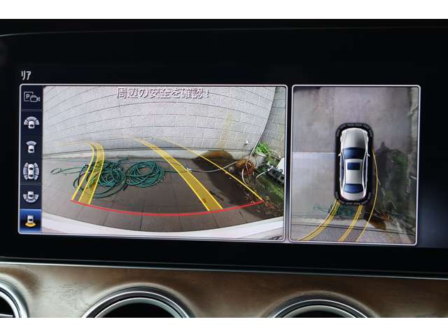 真上から見下ろすように周囲の状況を映像で把握できる360度カメラシステム！狭い道路や車庫入れの際に見えない死角をカバーしてくれます！