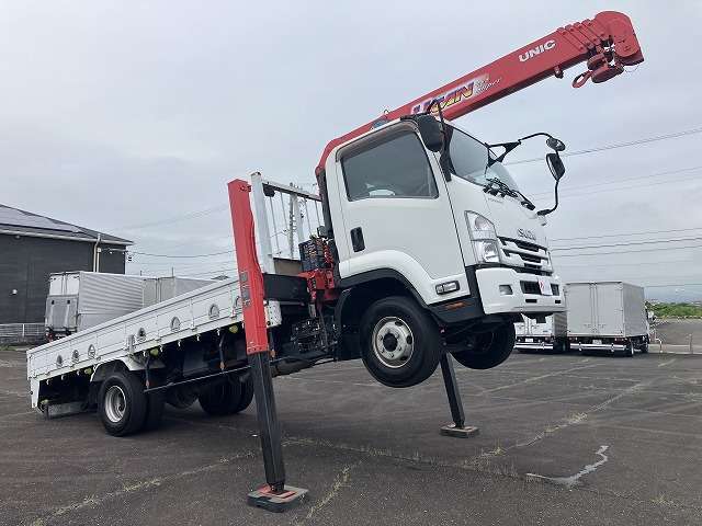☆全国どこでも配送納車致します！陸送費用の御見積りお気軽にお問い合わせ下さい！