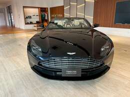 ウルトラマリンブラックのDB11ヴォランテが入庫致しました。DBシリーズ初めてのミディアムサイズの車両です。