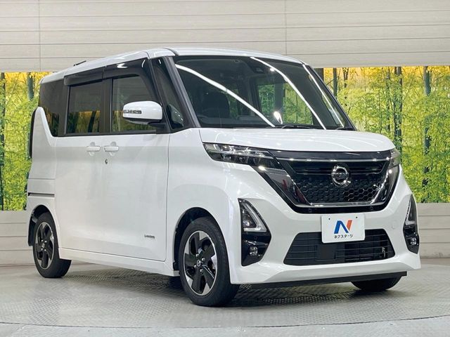 大好評のボディコーティング「弾スプラッシュコート」もご納車までに施工可能。通常のガラスコートと異なる、耐久年数6年の無機質ガラスコーティングが、ボディをキレイな状態に保ってくれます。