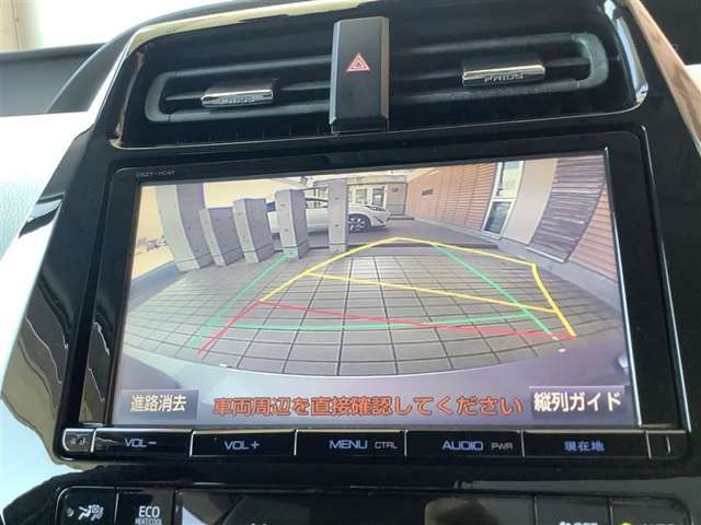 バックモニタ-も装備しております。車庫入れの苦手なお客様、もうご心配いりません。重宝してくれると思います。