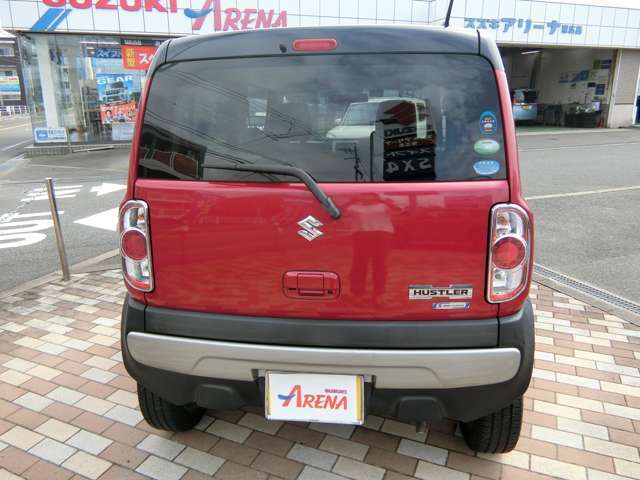 新車・中古車・サービス・カーケア・タイヤから保険までここに来れば車に関することはすべて相談できるお店です。