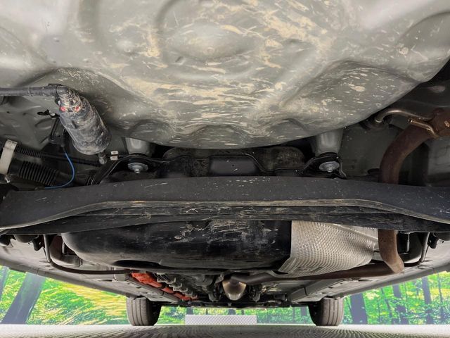 下回りがきれいなうちに、防錆加工の施工がオススメ。降雪地域はもちろん、沿岸部にお住いの方や、趣味でマリン・ウィンタースポーツをされる方にご好評いただいております。