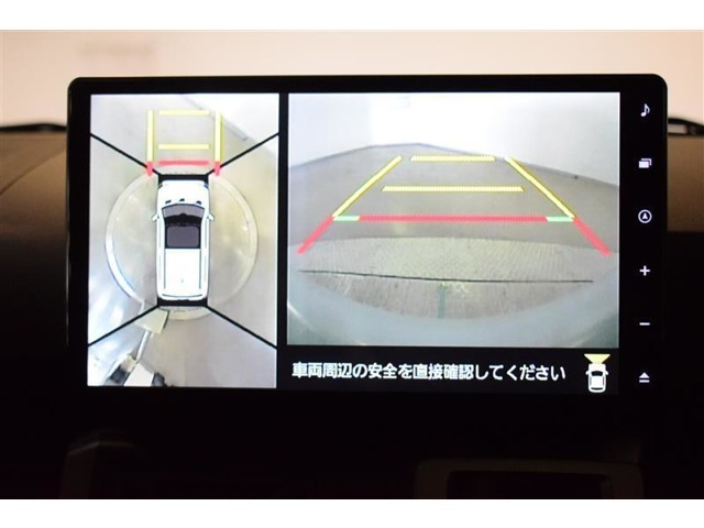 バックガイドモニターで、後方を確認しながら安心して駐車することができます。運転初心者も熟練者も必須の機能ですよ！