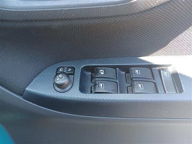 気になる点や見たい個所など、お気軽にお問い合わせ頂ければカーセンサーへ画像追加も可能です！是非ご用命ください☆