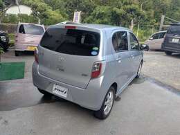 もともとディーラーの整備をしておりました。車検や修理・整備のほうが販売よりも得意です。