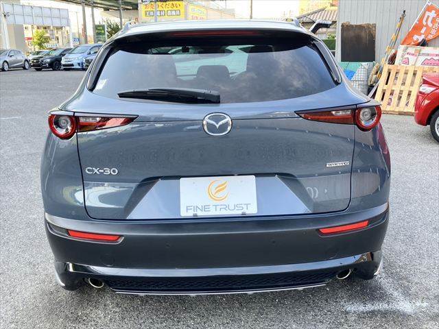 徹底した機関系チェック、入庫点検を行い、納車前は法定整備を実施しております。ご安心ください！！