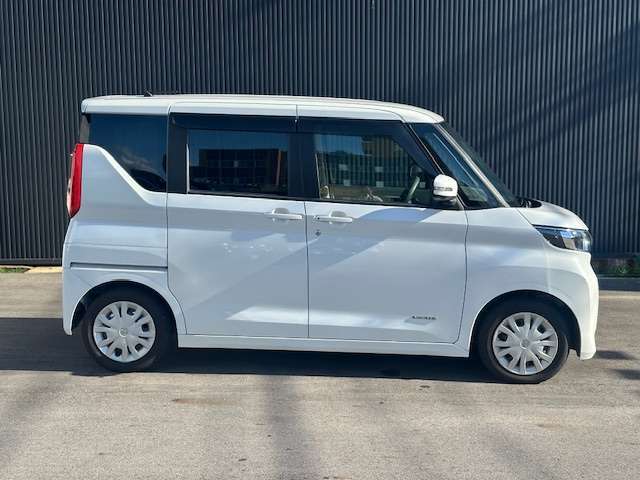 遠方販売もお任せ下さい！実際にお車を見ることができない分、お客様のご不安を少しでも減らせる様にサポートさせて頂きます！また、遠方のお客様への保証プラン等も豊富に取り揃えております。ぜひお問合せ下さい！
