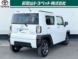 リフレッシュクリーニング「爽・快・車」施工！和歌ル山トヨペットの専門のスタッフが、独自の技術で一台一台丁寧に、内外装の清掃や除菌抗菌。下廻りやエンジンルームなど普段見えないところもキレイに仕上げます！