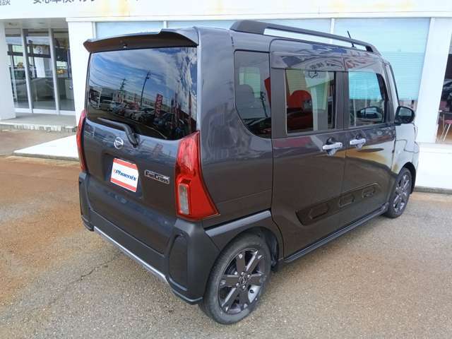 ☆☆自動車保険もフェニックスにお任せ下さい！☆☆保険のお見積もりはもちろん無料！！更新・内容変更・乗り換え手続き大歓迎です♪♪専任スタッフとお気軽に保険のお話してみませんか？？気になる方はスタッフ迄