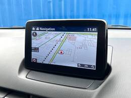 【メーカー純正ナビ】インテリアに溶け込むスタイリッシュな「専用設計」メーカーナビを装備♪視認性や操作性など基本性能にも優れ、より上質なカーライフをお楽しみいただけます。