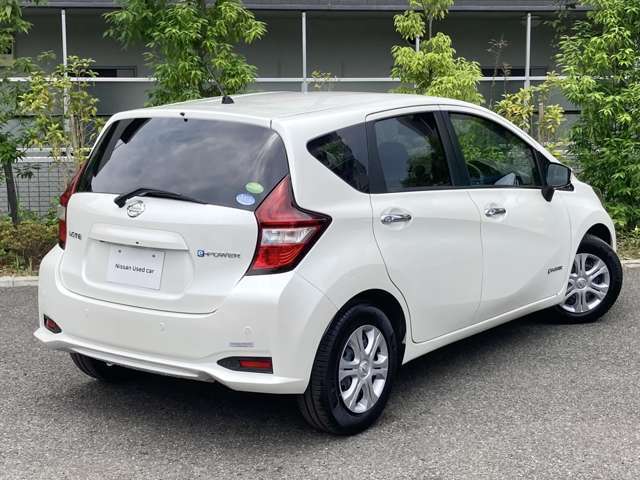 1オーナー弊社ユーザー様お下取車。令和6年11月24日(走行40,835キロ時)、6ヶ月点検。令和6年5月19日、弊社サービス工場にて法定12ヶ月点検整備実施(整備記録簿、御座います）。