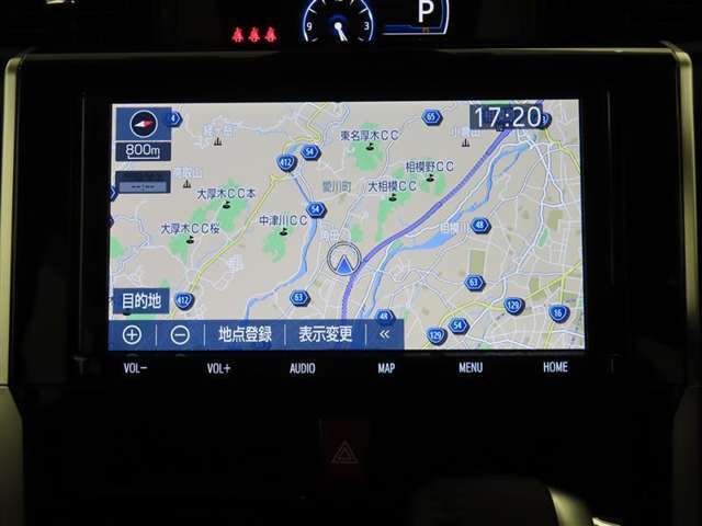 トヨタ純正ナビ装備！地図描写は文字も道もクリアで見やすく、滑らかに表示します。これさえあればもう道に迷わないですみますね♪フルセグで地上波デジタル放送TVもバッチリ綺麗に見れちゃいます♪