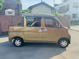 買取直販　1オーナー　切り替え4WD　4速オートマ　社外ナビTV　バックカメラ　ETC　キーレス　エンジンスターター　趣味に仕事に大活躍の一台