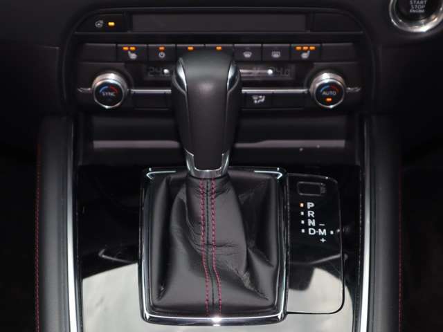 DCT、CVT、従来型のATなど、すべてのトランスミッションの利点を集約し、ロックアップ領域を大幅に拡大し伝達効率の向上とマニュアルトランスミッションのようなダイレクト感を実現した自社製ATです。