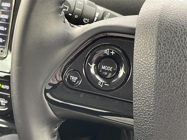 【運転席操作部】快適なドライブを楽しむための機能が装備されています！運転席から触れるので、使いやすいです！除菌プランいれていただくと、さらに清潔で安心していただけます！